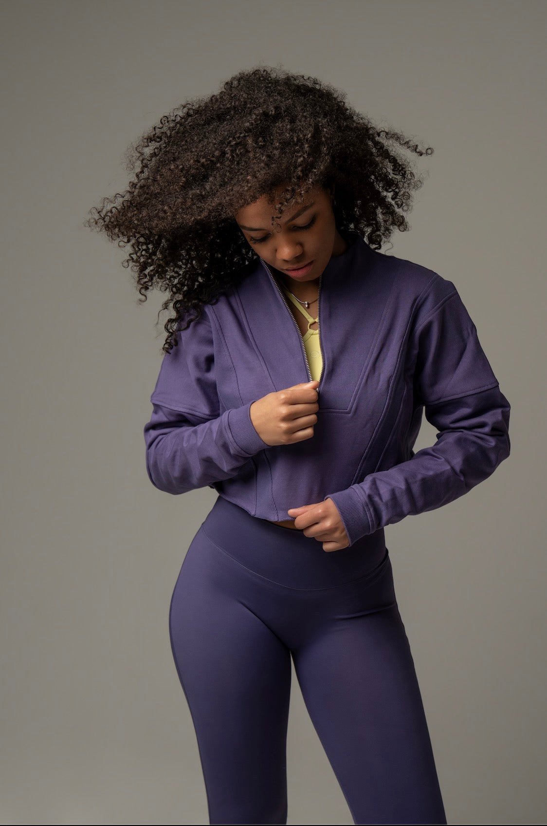 Cropped Half - Zip Hoodie - aniri | Sportswear