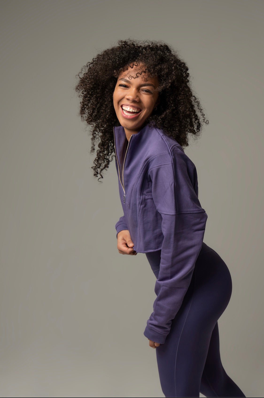 Cropped Half - Zip Hoodie - aniri | Sportswear